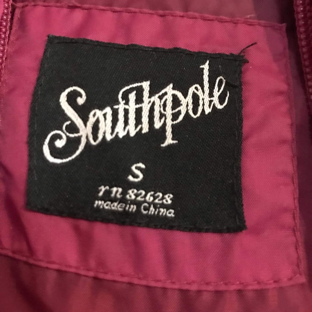 SouthPole fuchsia puffer coat. Size S - Picture 4 of 6